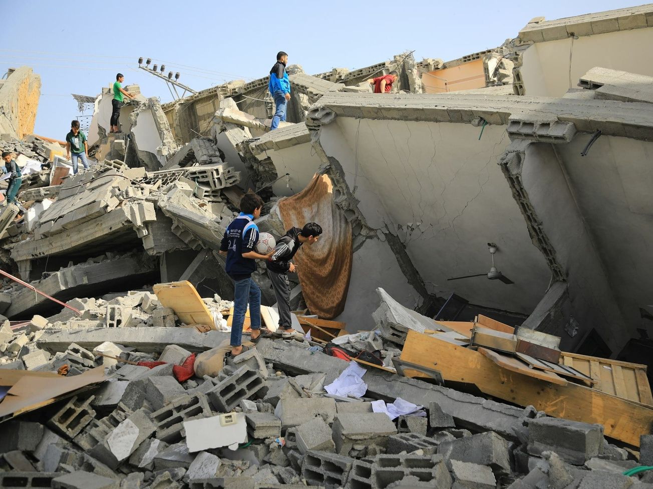 Humanitarian access to northern Gaza is crucial as winter approaches; Israel cut off access to the area from the south.