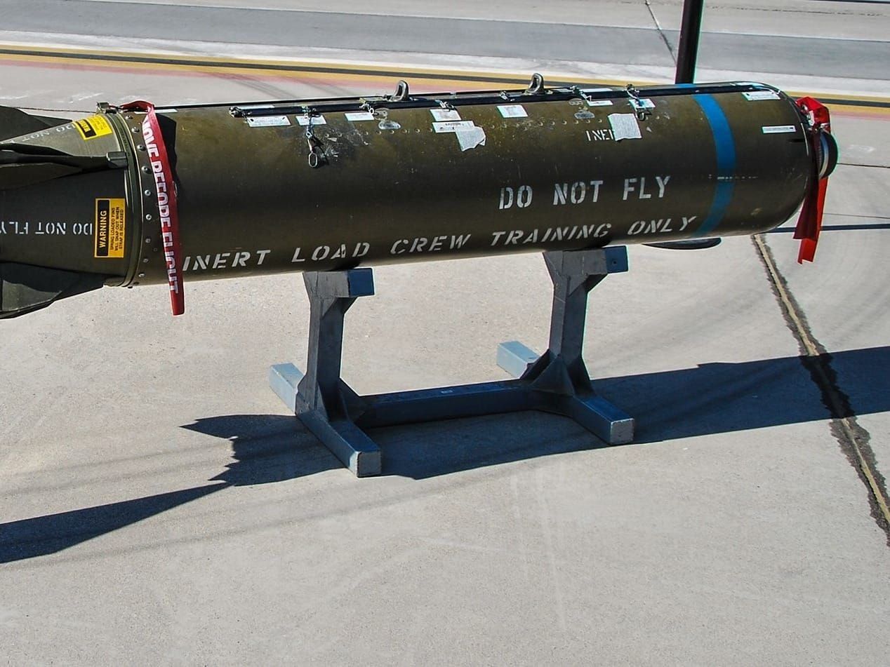 An American cluster bomb from the 1980s with a failure rate of at least 5%.