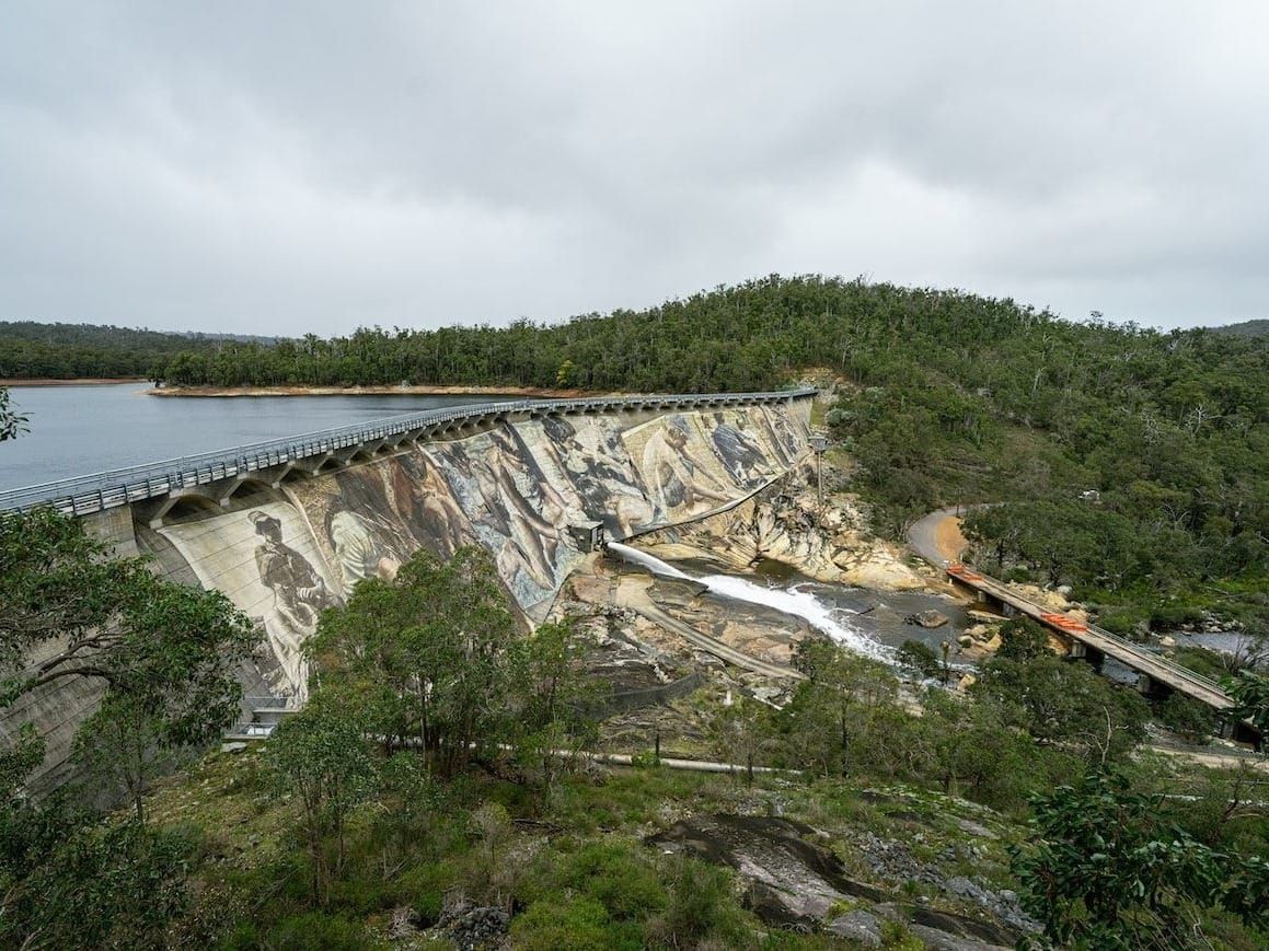Around the world many large lakes are filling with sediment and robbing dams of their storage capacity