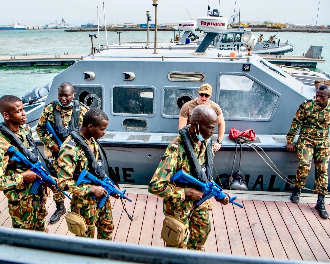 Comorian service members train at Djibouti in 2021 to combat terrorism, piracy and smuggling operations at sea
