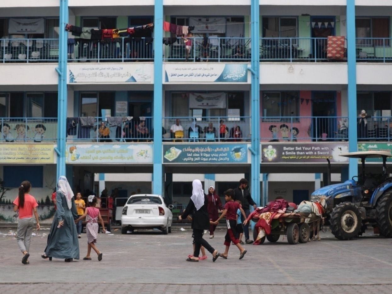 Aid groups call for humanitarian corridor and respect for rules of war