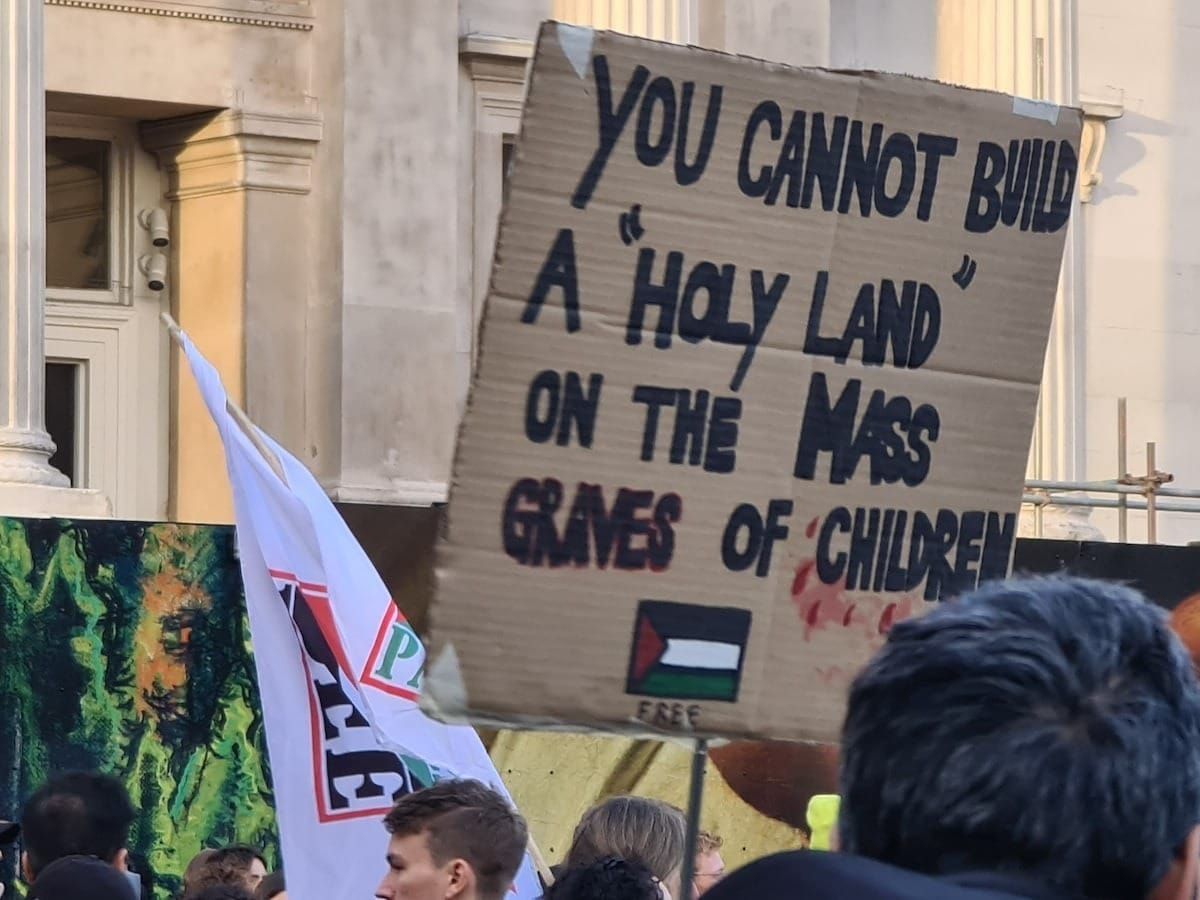 As deaths mount in Gaza, protesters demand an end to fighting.