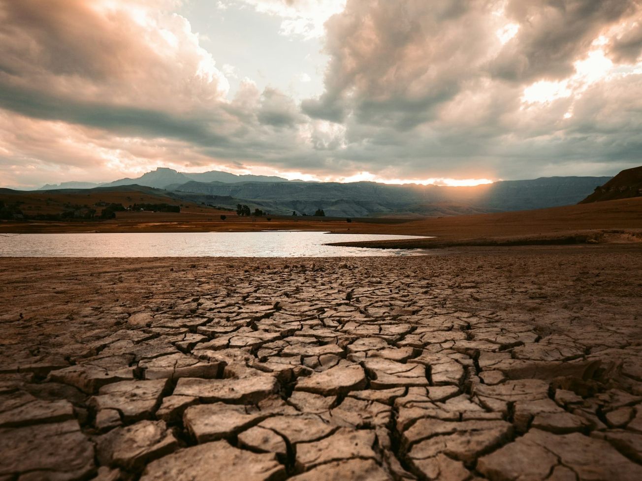 The 2023–2024 El Niño event amplified already harsh climate impacts. 