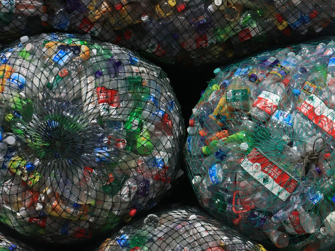 Human rights experts and scientists say a lack of transparency by the plastics industry prevents people from making informed decisions about their exposure.