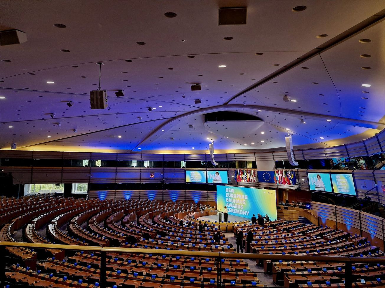 The New European Bauhaus Awards Ceremony in the European Parliament Hemicycle celebrated innovative projects and ideas that embody sustainability, inclusivity, and beauty. 