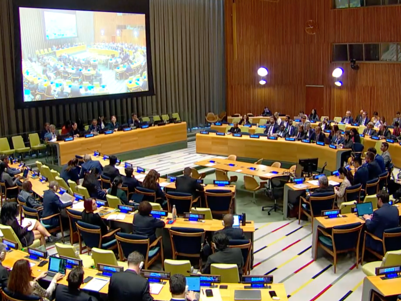 U.N. proposes drastic budget cuts to stem crisis amid internal discontent