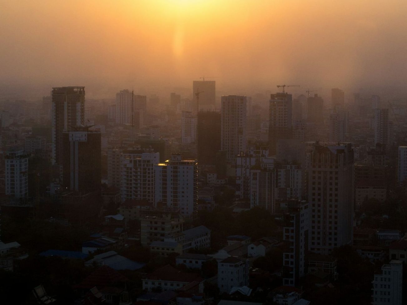 Nations' promises to cut carbon emissions are coming up short. 