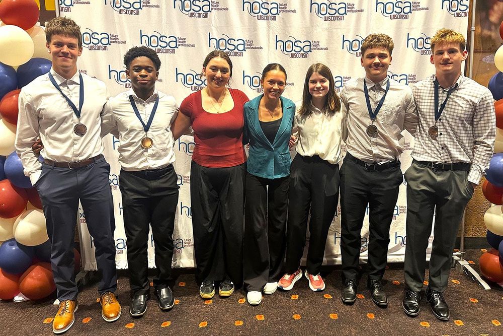New Glarus HOSA Students Advance to Nationals