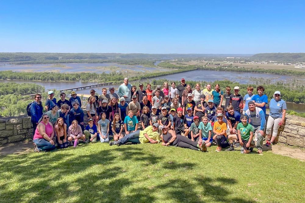 New Glarus Sixth Graders Continue 60-Year Wyalusing Tradition