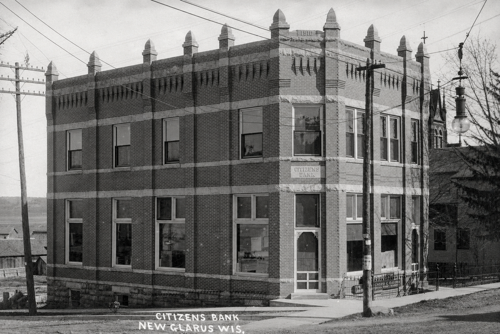 Historic Photo: Citizens Bank in 1910