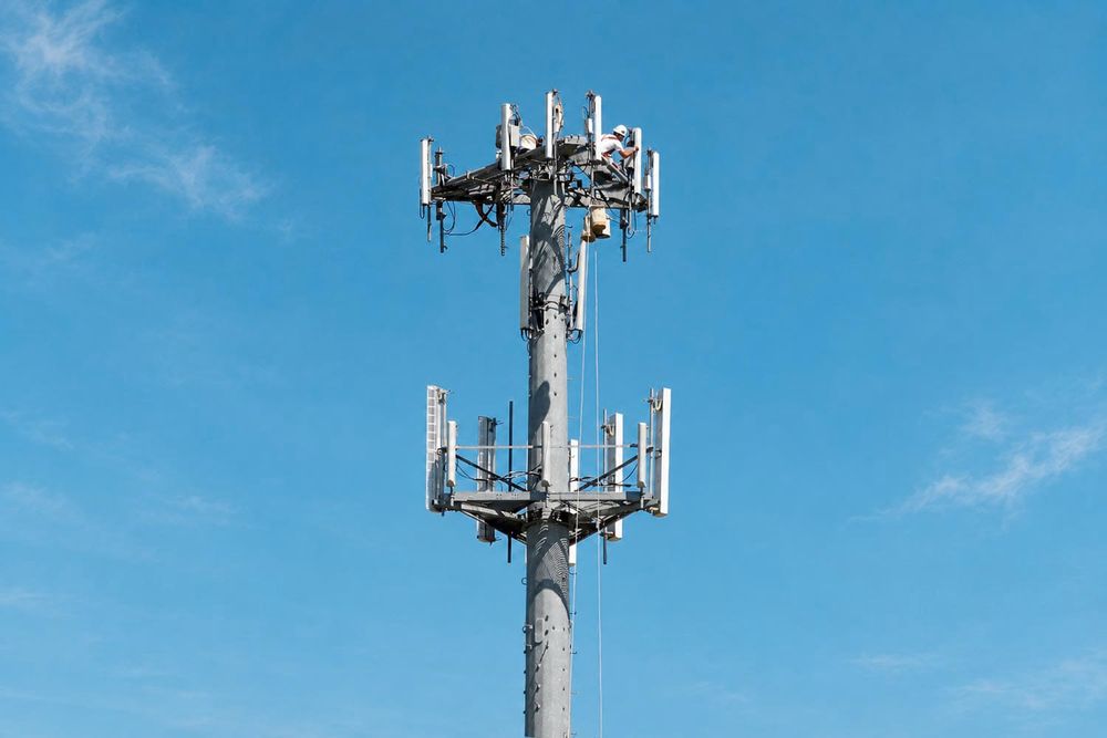 Wireless Carriers Upgrade Service in New Glarus