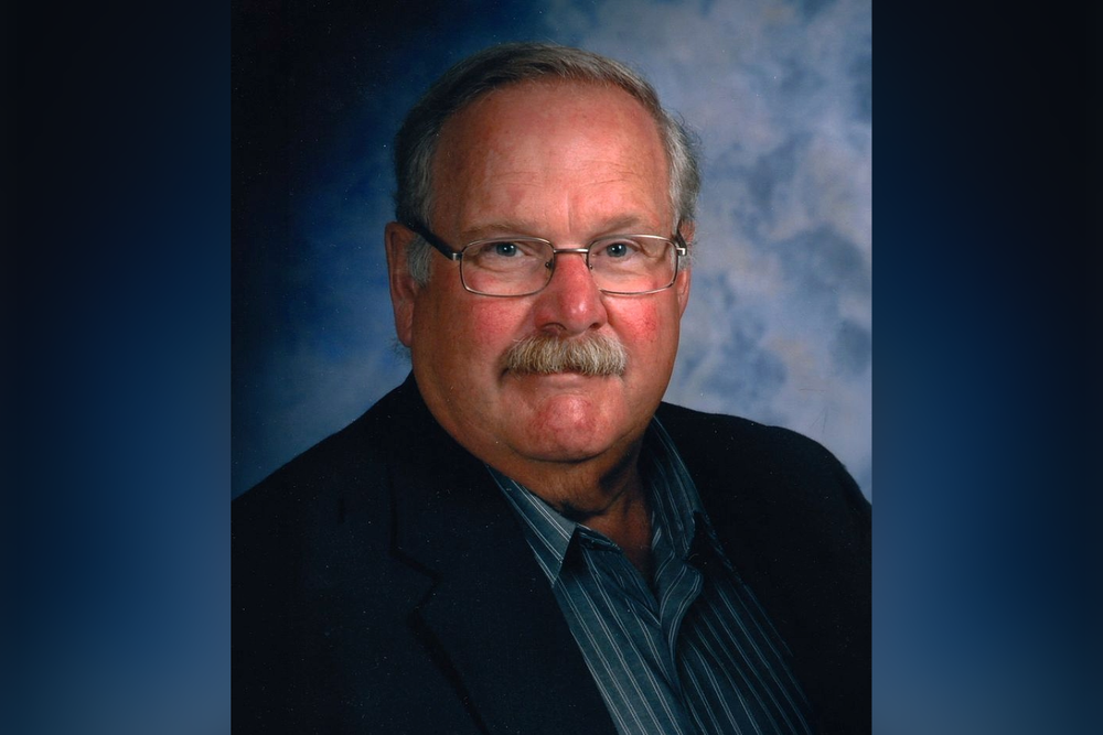 Bradley Beal, Funeral Director and New Glarus Civic Leader, Dies at 80