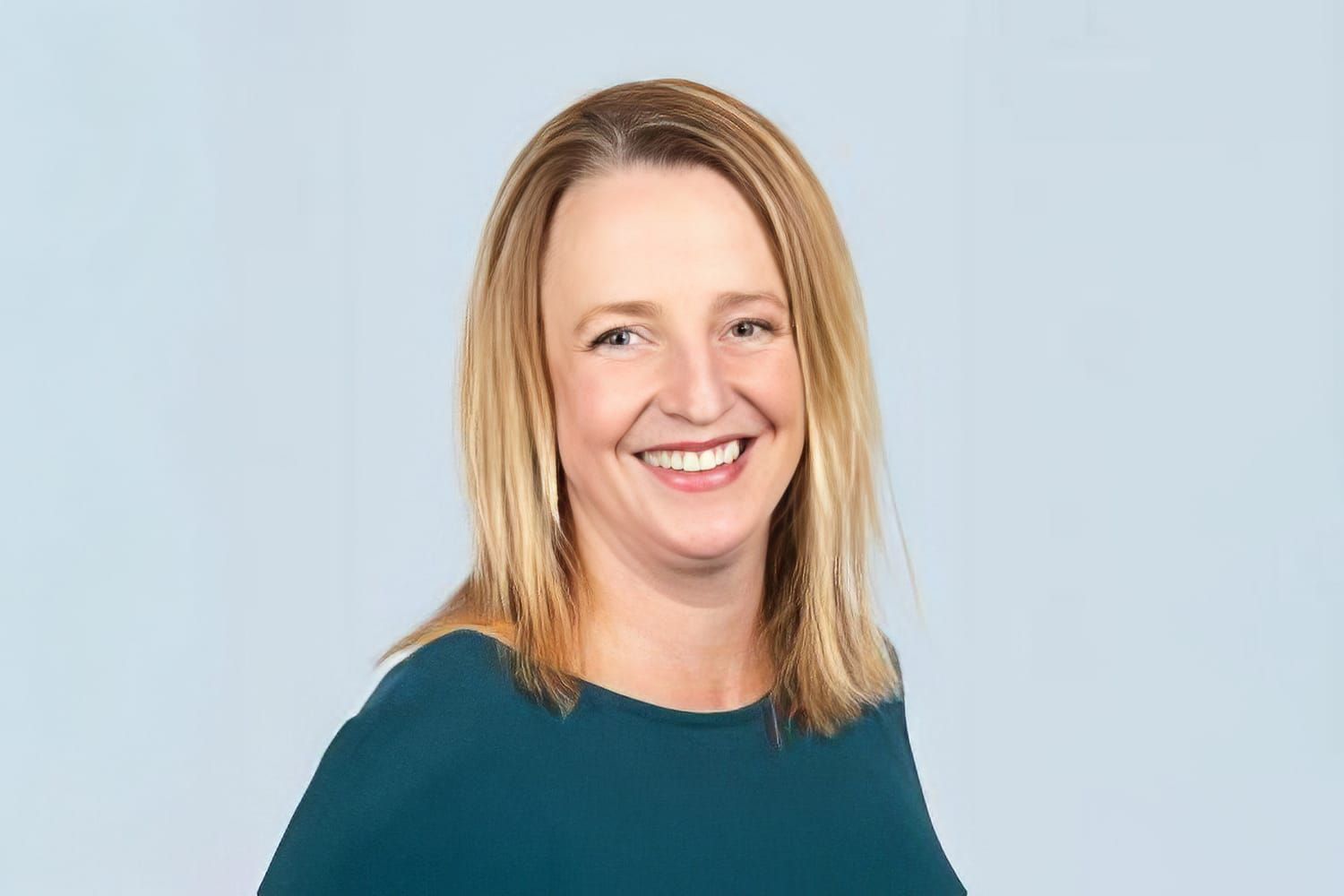 Elise M. Constantini, Community Banking Leader and Civic Volunteer, Dies at 48