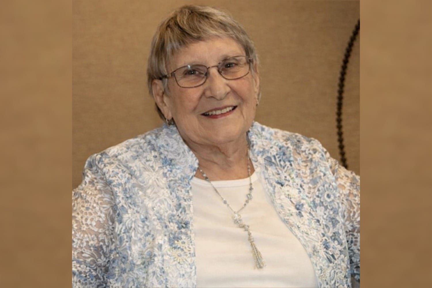 LaVonne Wittwer, New Glarus Graduate Who Built a Life of Family and Service, Dies