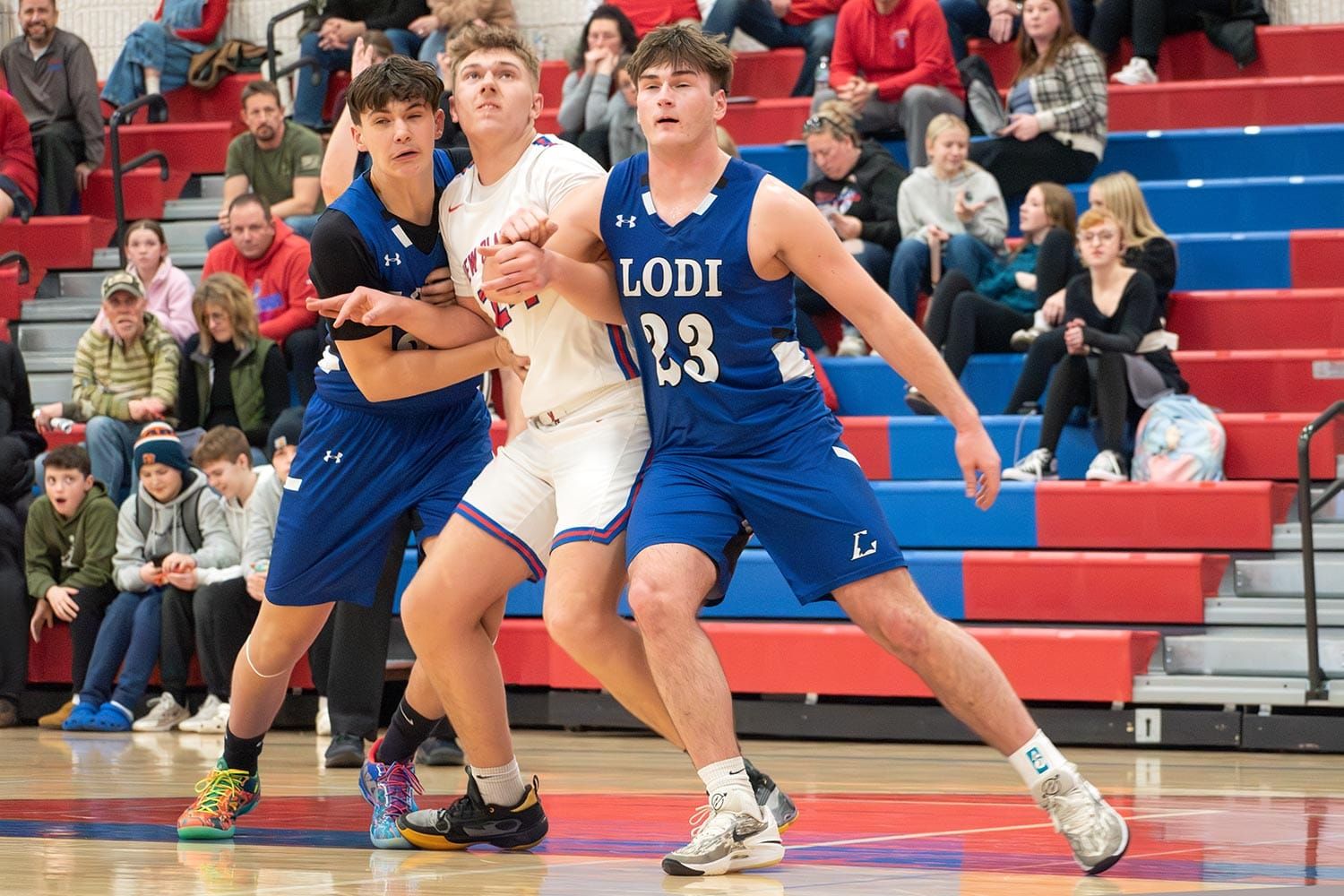 Photo Essay: Knights and Blue Devils Clash in New Glarus