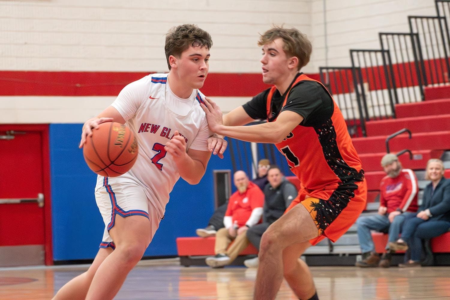 Glarner Knights Roll Past Viroqua in Regional Opener