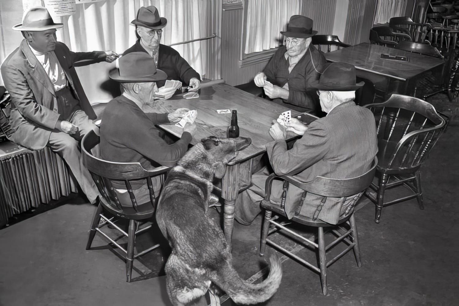 Historic Photo: Fido Worked the Four Corners Bar