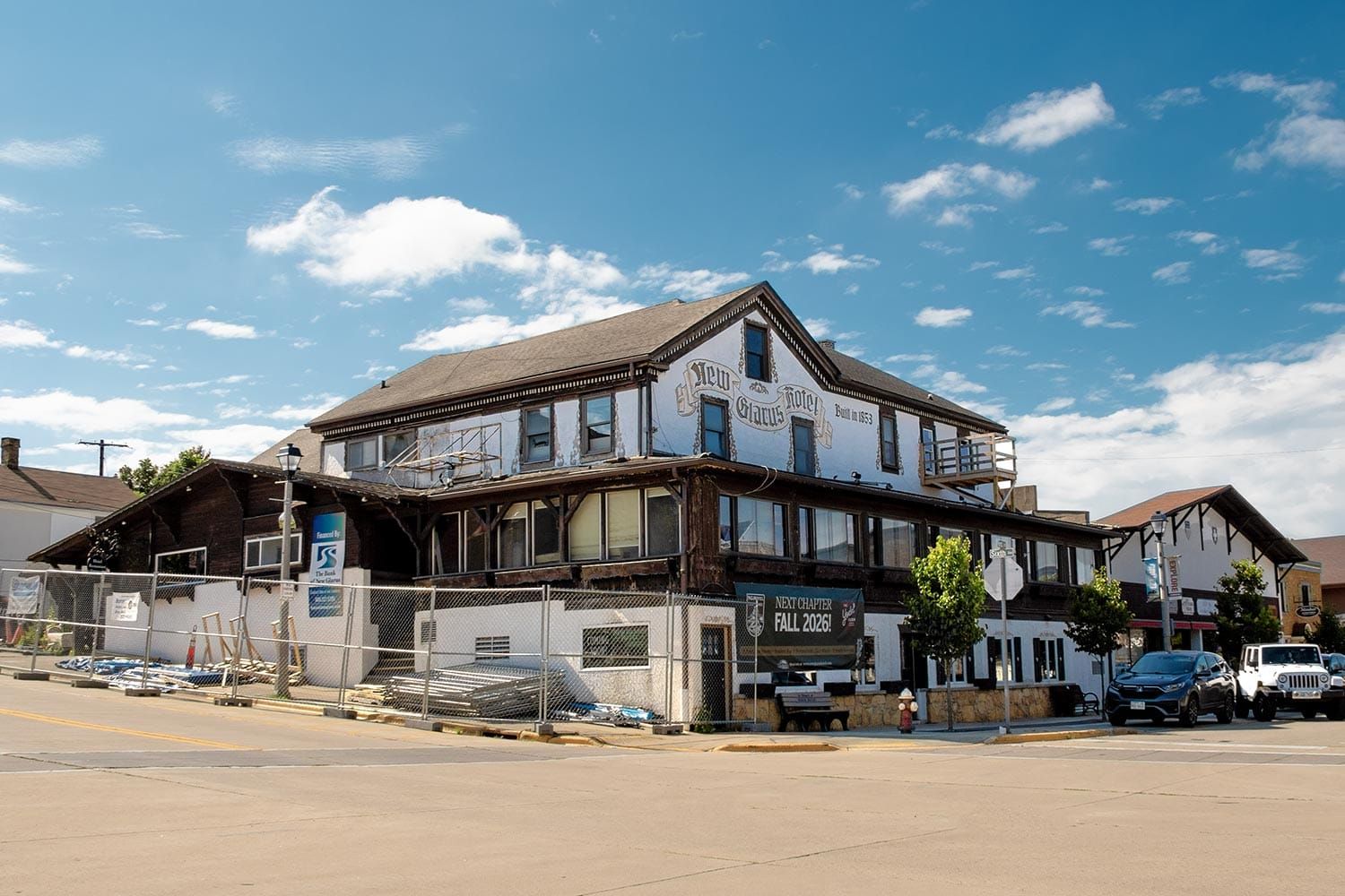New Glarus Hotel Hires General Manager, Targets November Opening