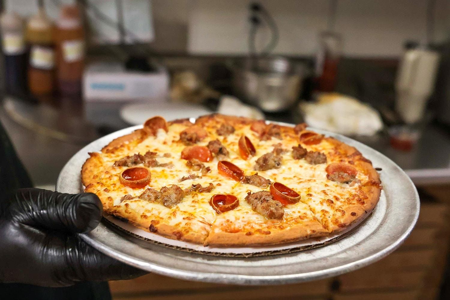 Trails Pizza Officially Opens in New Glarus
