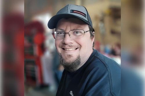 Brian A. Bartosch, 48, Auto Mechanic Devoted to Family and Community, Dies