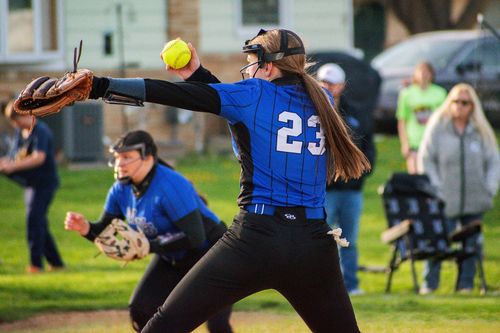 Monticello-New Glarus Rolls Past River Ridge, 18-0