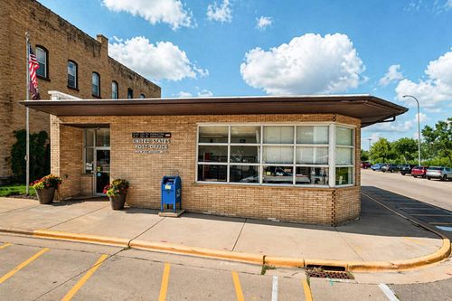 New Glarus Post Office Hardware Failure Disrupts Service