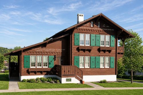 Chalet of the Golden Fleece Seeks Tour Guide