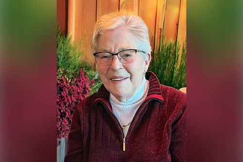Florence Beutler, Who Built a Life Around Family and Service, Dies at 89