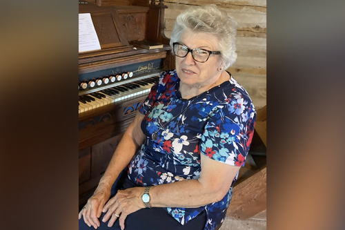 Shirley Lueschow, Beloved New Glarus Teacher, Dies at 88