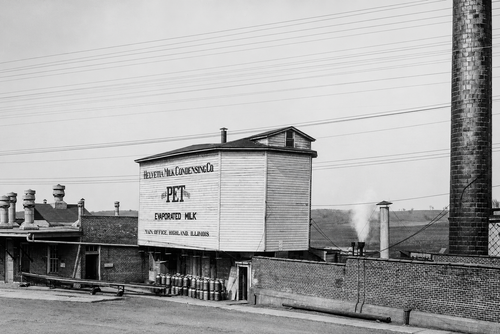 Historic Photo: Before Spotted Cow, There Was Pet Milk