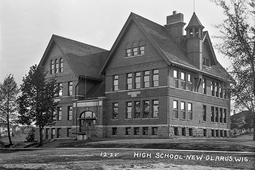 Historic Photo: New Glarus School and Its Old Guard