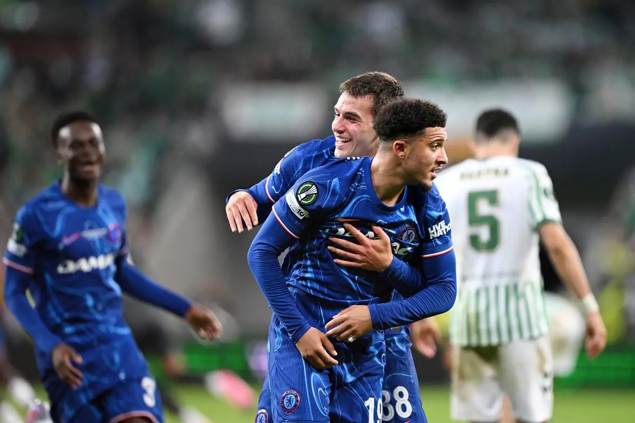 Jadon Sancho in action for Chelsea
