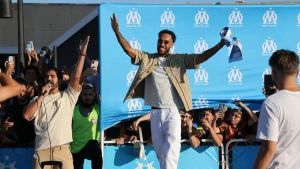 Pierre-Emerick Aubameyang Set for Marseille Move After Medical