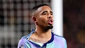 Tottenham To Make Surprise Move for Arsenal Forward