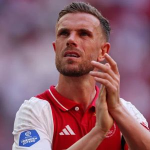 Jordan Henderson Set to Leave Ajax as a Free Agent: What’s Next for the Veteran Midfielder?