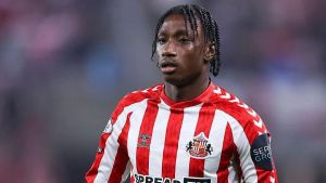 Sunderland Open Contract Talks with Star Winger Romaine Mundle Amid Premier League Return