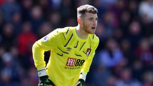 Everton Eye Bournemouth’s Mark Travers