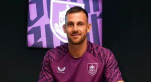 Martin Dúbravka Completes Move to Burnley: Will He Be the Number One Goalkeeper?