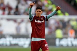 Álvarez exits as Potter seeks much needed reinforcements