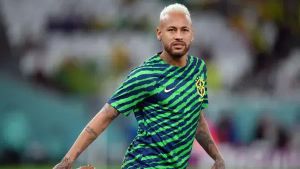 Neymar open to Juventus move