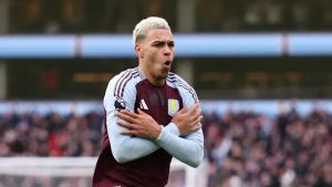 Tottenham Hotspur turn attention to Aston Villa midfielder after Eze deal collapses