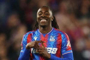 Merson Backs Eze to Propel Arsenal to Title Glory