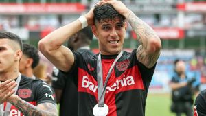 Arsenal closing in on Pedro Hincapie as they hijack second Tottenham transfer target