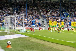 Norwich Edge Past Portsmouth in Narrow 2–1 Victory at Fratton Park