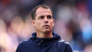 Robin Roefs Shines Again as Sunderland Hold Palace: Le Bris Hails “Impressive” Summer Signing