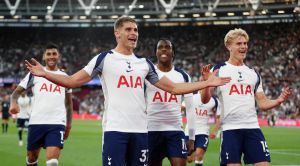 Spurs Cruise Past 10-Man West Ham. This Squad Means Business