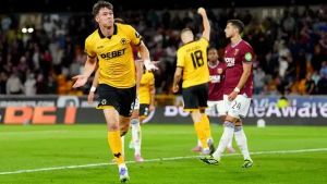 Wolves are looking to offer a new contract to £50 million player