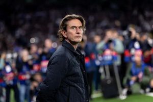 Thomas Frank Says Two Players On-Pitch Chemistry is ‘Not 100% in Sync Yet.’