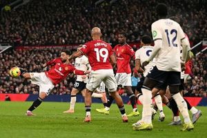 United Fail to Capitalise and Play Out a Dead Rubber at Home to the Hammers