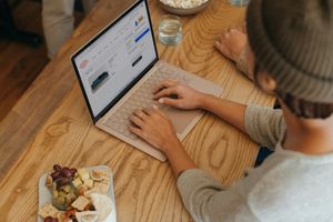 How to Pitch Your Writing
